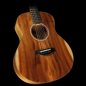 Taylor GS Mini-e Koa Acoustic/Electric Guitar Natural