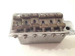 fender stratocaster tremolo bridge saddles pre cbs 1958 1959 1960 pat pend