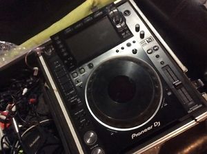 Pioneer CDJ-2000 NXS2 (Nexus 2)