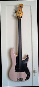 1979 Fender P Bass Fretless