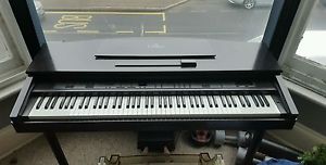 Yamaha CVP 10 electric piano