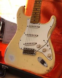 Fender Stratocaster 1969 Heavy Relic Custom Shop Reversed Headstock Hendrix