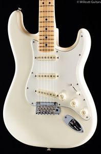 Fender American Pro Professional Stratocaster Olympic White Maple (068)