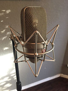 Neumann TLM 49 studio condensor mic MINT w/ shock and case-used microphone