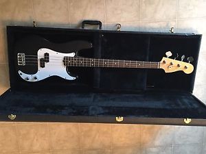 Fender P Bass American Standard  Black 1997 w/ Hardcase