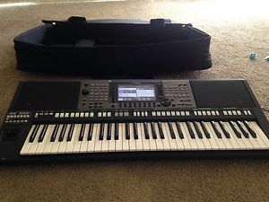 Yamaha PSR-A3000 Arranger Workstation Keyboard PERFORMER PAK