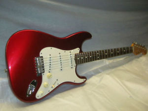 1992 FENDER STRATOCASTER '62 VINTAGE REISSUE -- made in USA