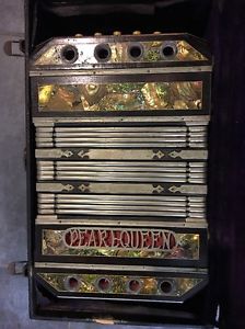 Vintage MoP  Pearl QUEEN CONCERTINA ACCORDION In Case 25 / 28 Georgi &  Vitak Co