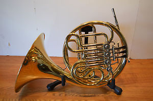 Yamaha 567 Double French Horn