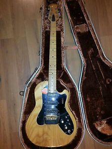 Vintage ovation electric guitar Viper 3    with original ovation hard shell case
