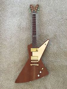 Custom USA HandBuilt Sidewinder-Futura/Explorer guitar Black Diamond