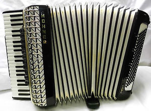 Schönes spielbereites Akkordeon HOHNER ATLANTIC IV de luxe -4-chörig