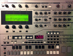 Yamaha RS 7000 Groovebox Campionatore Drum Machine full working Expanded 64 MB