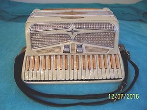 Morbidoni  Olympic 120 bass 15" small  Accordion 4/2 reg  Accordian  VG Cond.