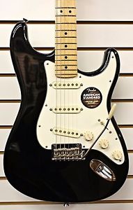 FENDER American Standard Stratocaster ELECTRIC GUITAR Black w/CASE Maple New