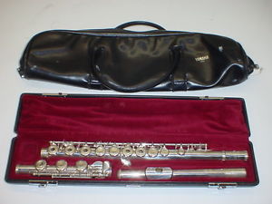 Yamaha YFL481II YFL-481 II Open Hole Inline G Silver Flute w/ Case