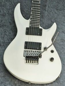 Edwards E-HR-130III Used w / Gigbag