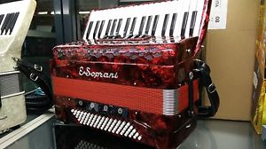 Soprani Accordion come nuova suono vintage with case 80 bass