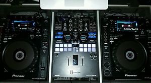 2 Pioneer DJ CDJ-900NXS nexus
