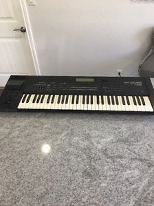 ROLAND XP-60 61-key Workstation Synthesizer Keyboard