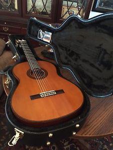 YAMAHA G 250 S Classical Guitar with Case