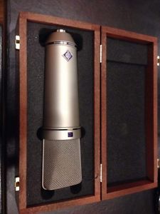 Neumann U 87 Ai Studio Set Condenser Wired Professional Microphone