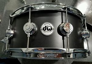 DW DRUM WORKSHOP COLLECTOR'S SERIES  6.5X14 SATIN BLACK 10&6 MAPLE SNARE DRUM