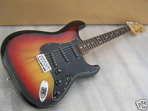 1979 FENDER STRATOCASTER USA / SUPER CLEAN