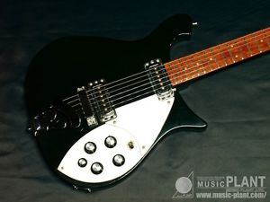 Rickenbacker 610 JG Used  w/ Hard case