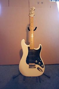1980's Fender the Strat Stratocaster