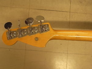 Fender MUSTANG BASS Used  w/ Hard case