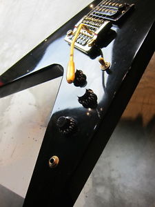 Gibson Flying V 1985 / Kahler Used  w/ Hard case