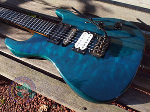 K.Nyui Custom Guitars CB-02 (Quilted Maple Body) Used  w/ Gigbag