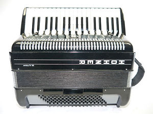 Akkordeon , Hohner,  Amica IV, 96 Bass