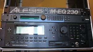 Kurzweil 2500  rs with SweetWater Stratus dvd rom library