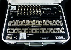 Opamp Labs VA-32 Video / Audio Press Feed Mult Box 1 x 32 Channel In Case