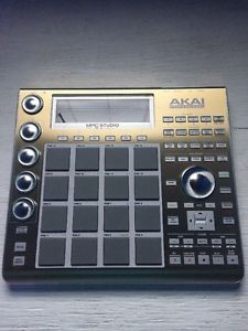Akai MPC Studio Gold