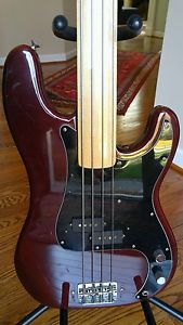 1977 Fender Precision Bass Fretless