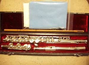 Yamaha flute YFL451 sterling silver head tube adjusted great condition EMS