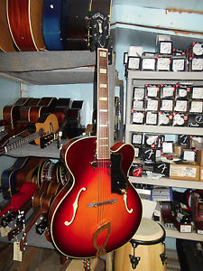 Guild A-150 Savoy Hollowbody Archtop Electric Guitar Burst w/ Hard Shell Case