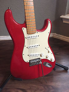 Fender American Deluxe US Stratocaster strat EXCELLENT w/ hard case-used