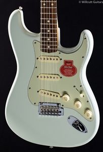 Fender Classic Player '60s Stratocaster Sonic Blue (540)