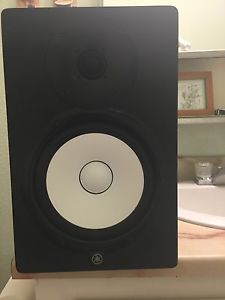 Yamaha HS8