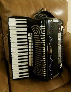 accordion zero sette/4/5/hand made reeds ex condition