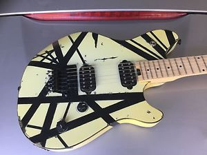 EVH Fender Wolfgang Standard, Relic,Striped white black. rare! Floyd Rose