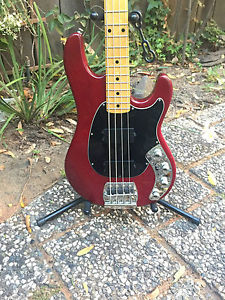 Music Man Sabre bass 1989 Vintage Stingray