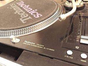 (2) MINT Technics SL-1210 MK5G PAIR Turntables w/ FREE ROAD CASES [RARE]