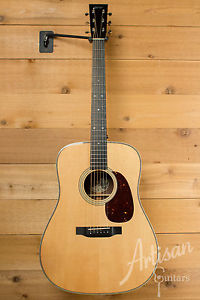Collings D2H Sitka Spruce and Indian Rosewood Pre-Owned 2013