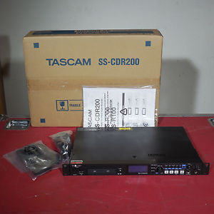 Tascam SS-CDR200 Solid State SD USB and CD Recorder SSCDR200 CDR-200 GREAT COND