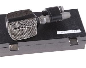 AKG D20 Vintage Bass Drum microphone perfect sounding full bass + case